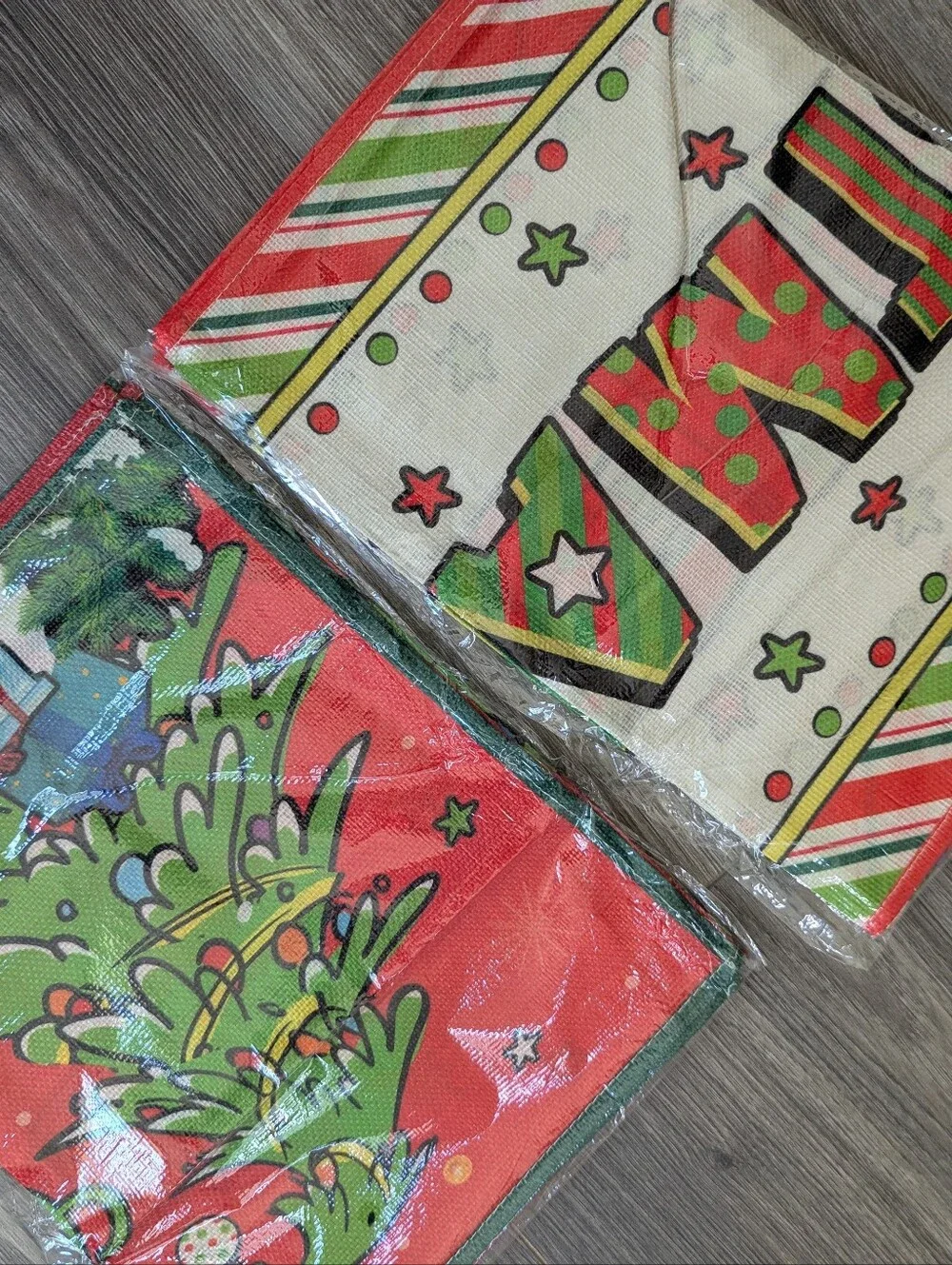 9 Piece Christmas Set